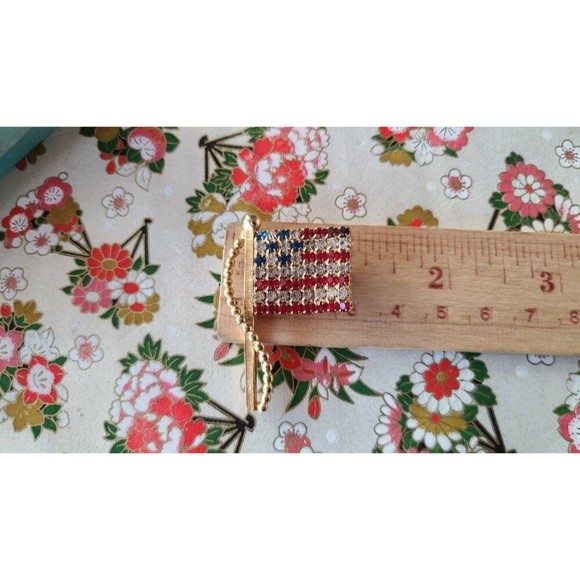 Vintage American Flag Rhinestone Brooch - Picture 9 of 10